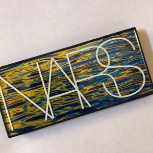 NARS hot escape palette